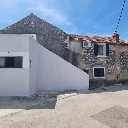 Back To The Future Vila Zadar Exterior foto