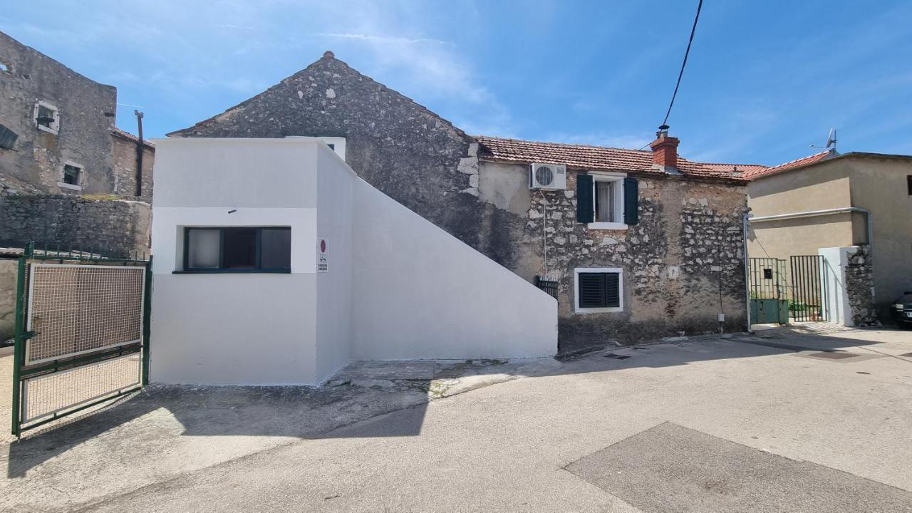 Back To The Future Vila Zadar Exterior foto