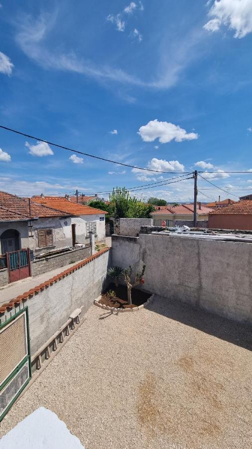 Back To The Future Vila Zadar Exterior foto